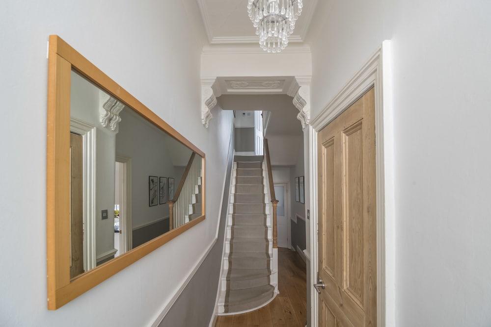 Stylish Family Home In Battersea Vr London Eksteriør bilde